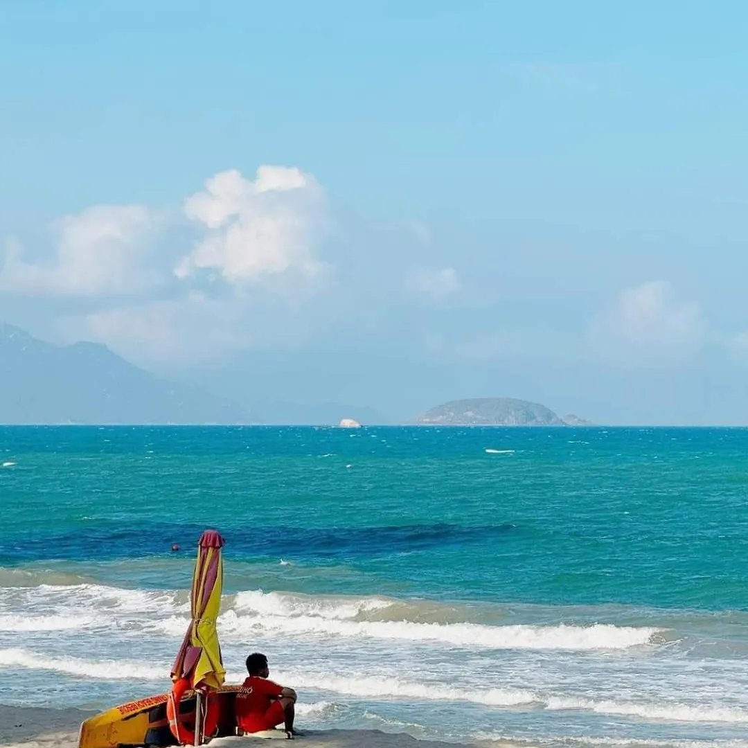 Beachfront Scenia Bay Apartment 나트랑