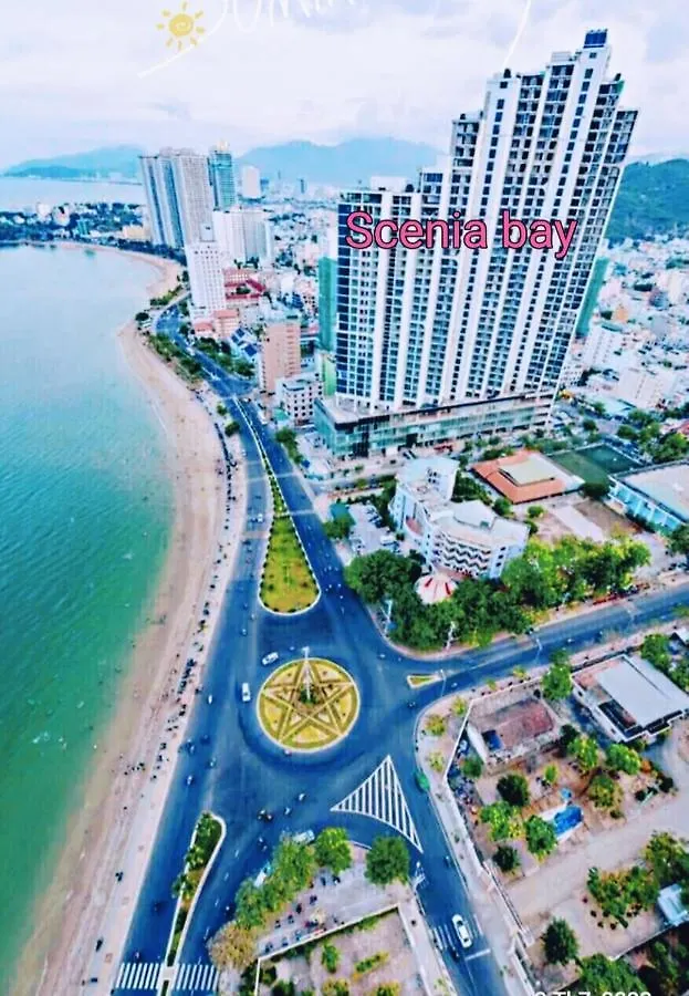 Beachfront Scenia Bay Apartment 芽庄