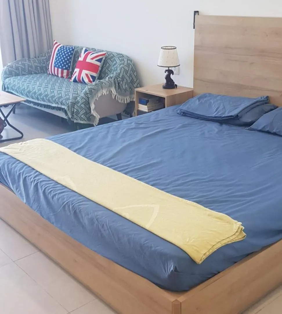 Beachfront Scenia Bay Apartment 芽庄 越南